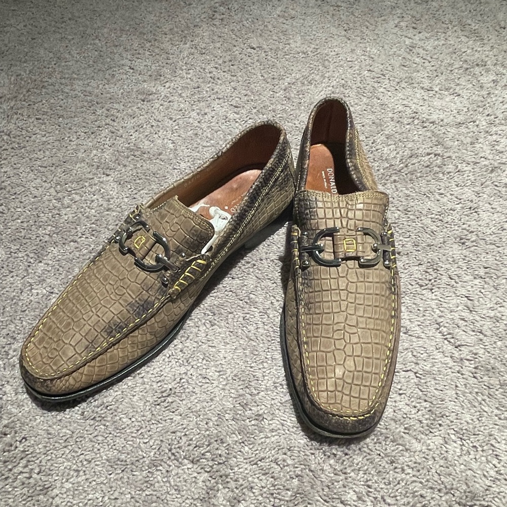 Donald J. Pliner Tan Crocodile Embossed Loafers